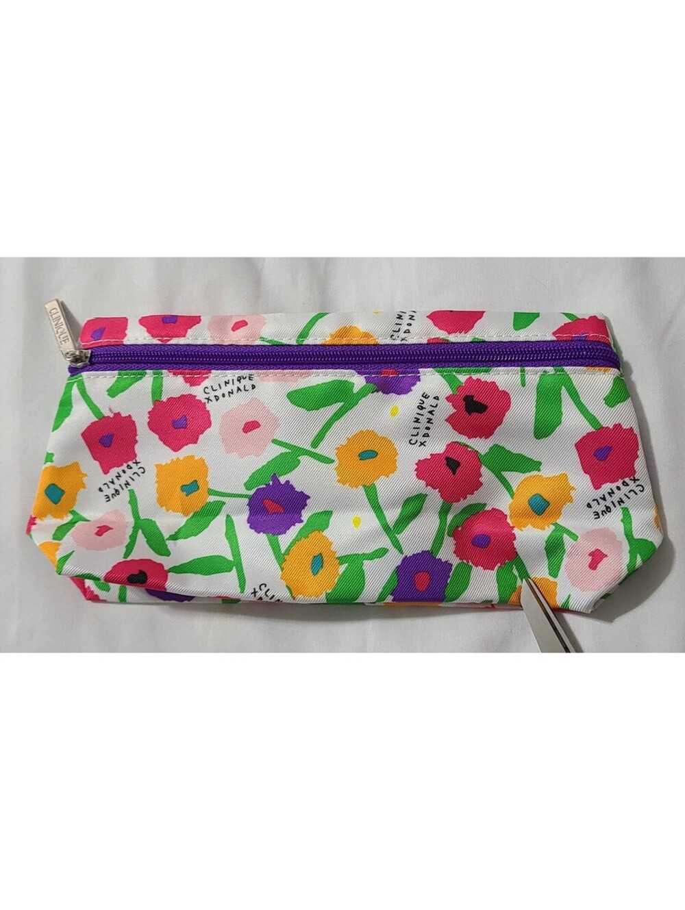 Clinique Floral Cosmetics Makeup Bag Womens Sz 9"x4" White Travel Storage Pouch